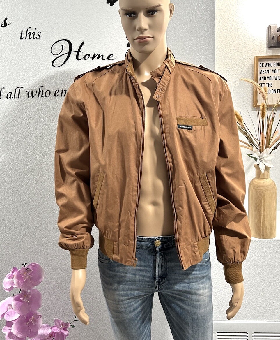 Vintage 80s Members Only Bomber Jacket Men's Size S/M 44 Vintage 80s Members Only Bomber Jacket Men's Size S/M 44