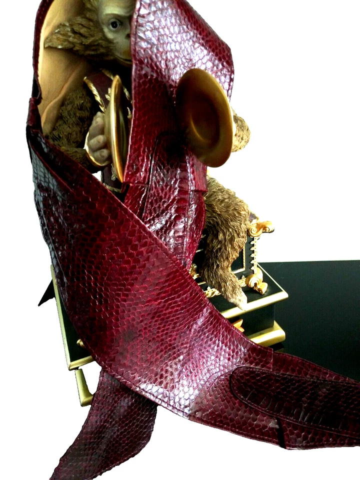 Cinturón Serpiente Años 70 Cereza Oscura Vintage Glam Boho Piel de Serpiente Genuina HECHO A MANO EN LA INDIA Foto 3 de 4