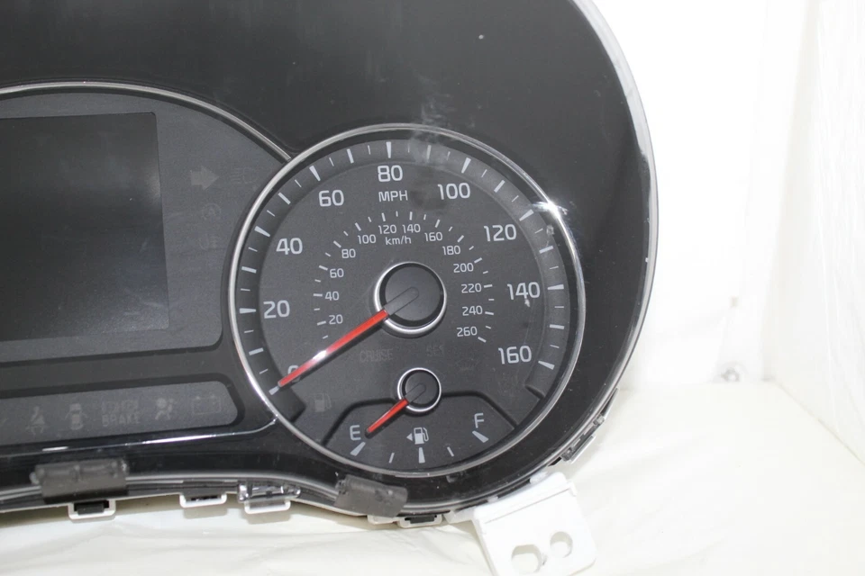 Cuadro de instrumentos velocímetro indicadores de tablero 2014 2015 2016 Kia Forte 29.373 millas Foto 3 de 4