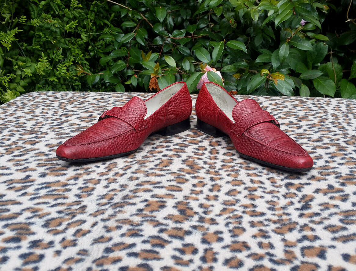 Peter Kaiser Ex Display Red Lizard pattern Leathe… - image 7