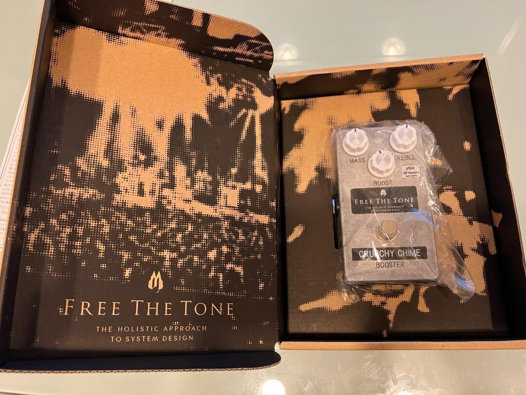 FREE THE TONE CRUNCHY CHIME CC-1B-CS effecter Limited 150 FREE THE TONE CRUNCHY CHIME CC-1B-CS effecter Limited 150