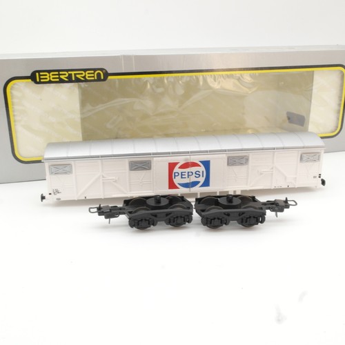 Ibertren H0 2476 gedeckter Güterwagen Pepsi der SNCF siehe Bilder in OVP QR3621 | Zustand: Gebraucht
