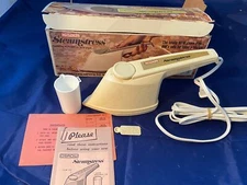 1973 Osrow Steamstress SB-15 Travel Lightweight Steam Iron Made in USA Vintage