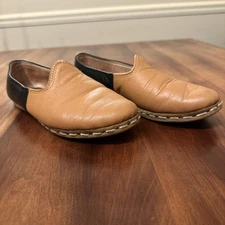 Sabah slip on loafers, Size 38 shoes black/tan leather flats Handmade In Turkey