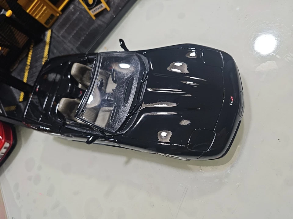 BBURAGO - CHEVROLET CORVETTE C5 (1997) - Scala 1/18 - Made in Italy - Nera - Immagine 3 di 4