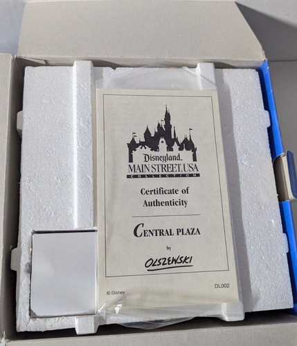 Rare HTF Disneyland Lighted and Signed By Olszewski Central Plaza W/COA NOS - Picture 9 of 10