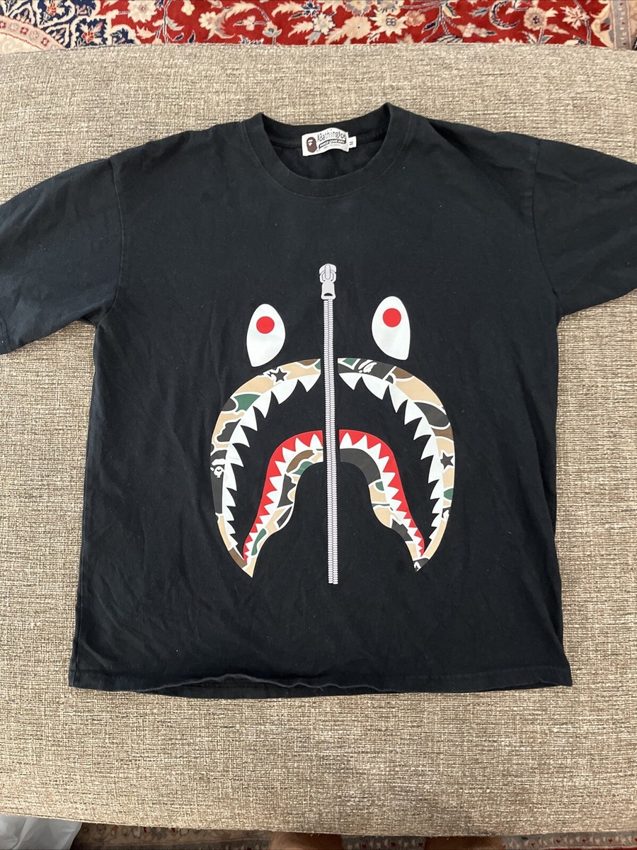 BAPE OG Camo Shark Tee Shirt Black Size Medium Zipper A Bathing