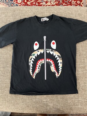 BAPE OG Camo Shark Tee Shirt Black Size Medium Zipper A