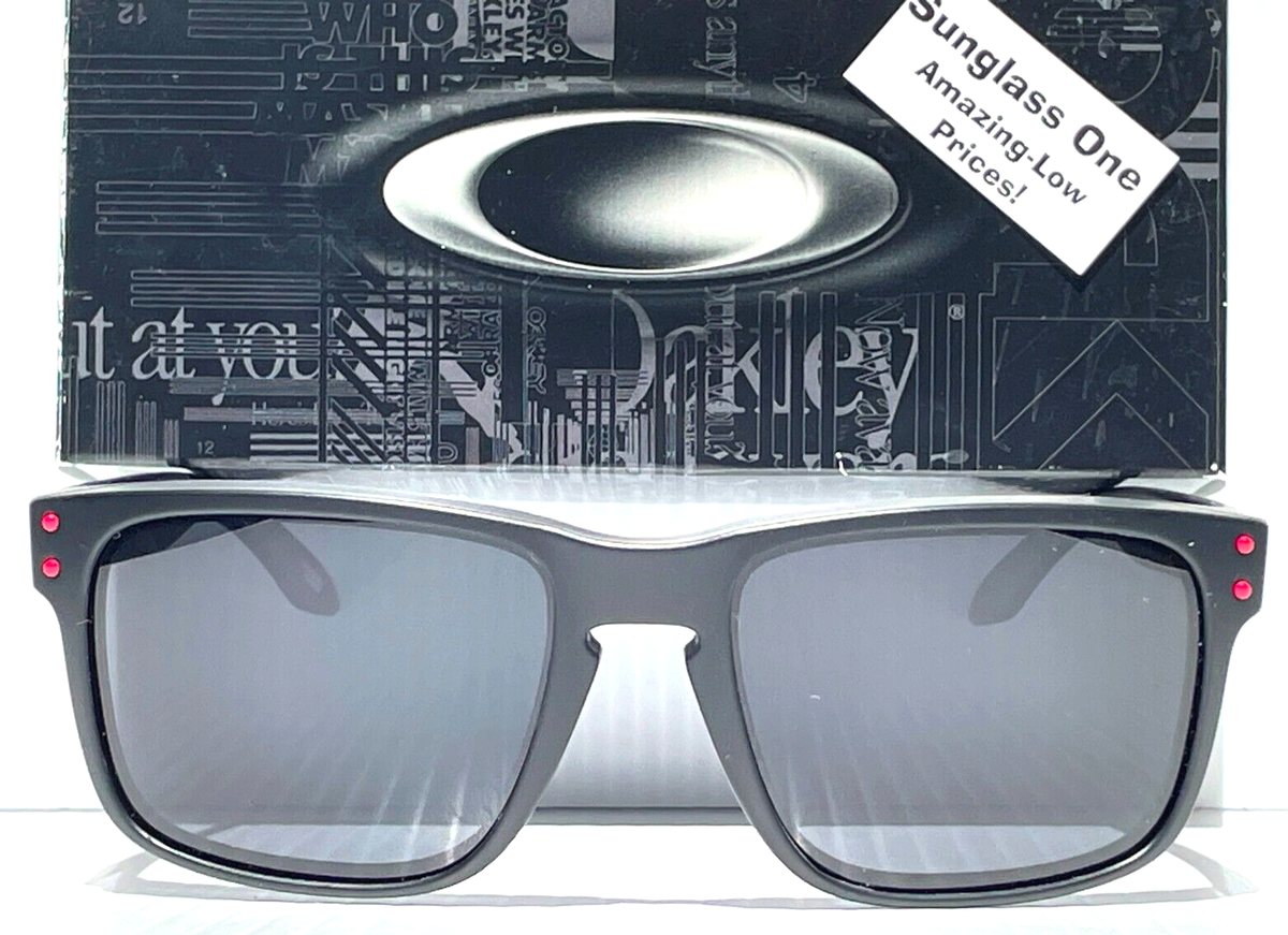 Oakley HOLBROOK Matte Black DUCATI Red POLARIZED Galaxy Black