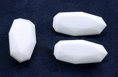 ONE 31.5mm x 15.5mm Alabaster Snow Quartz Fancy Enlongated Kite Shield Gemtone