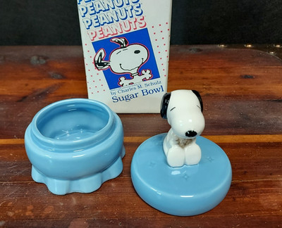 NEW Vintage Peanuts Snoopy Willitts Design #45026 Blue Ceramic Sugar Bowl NIB