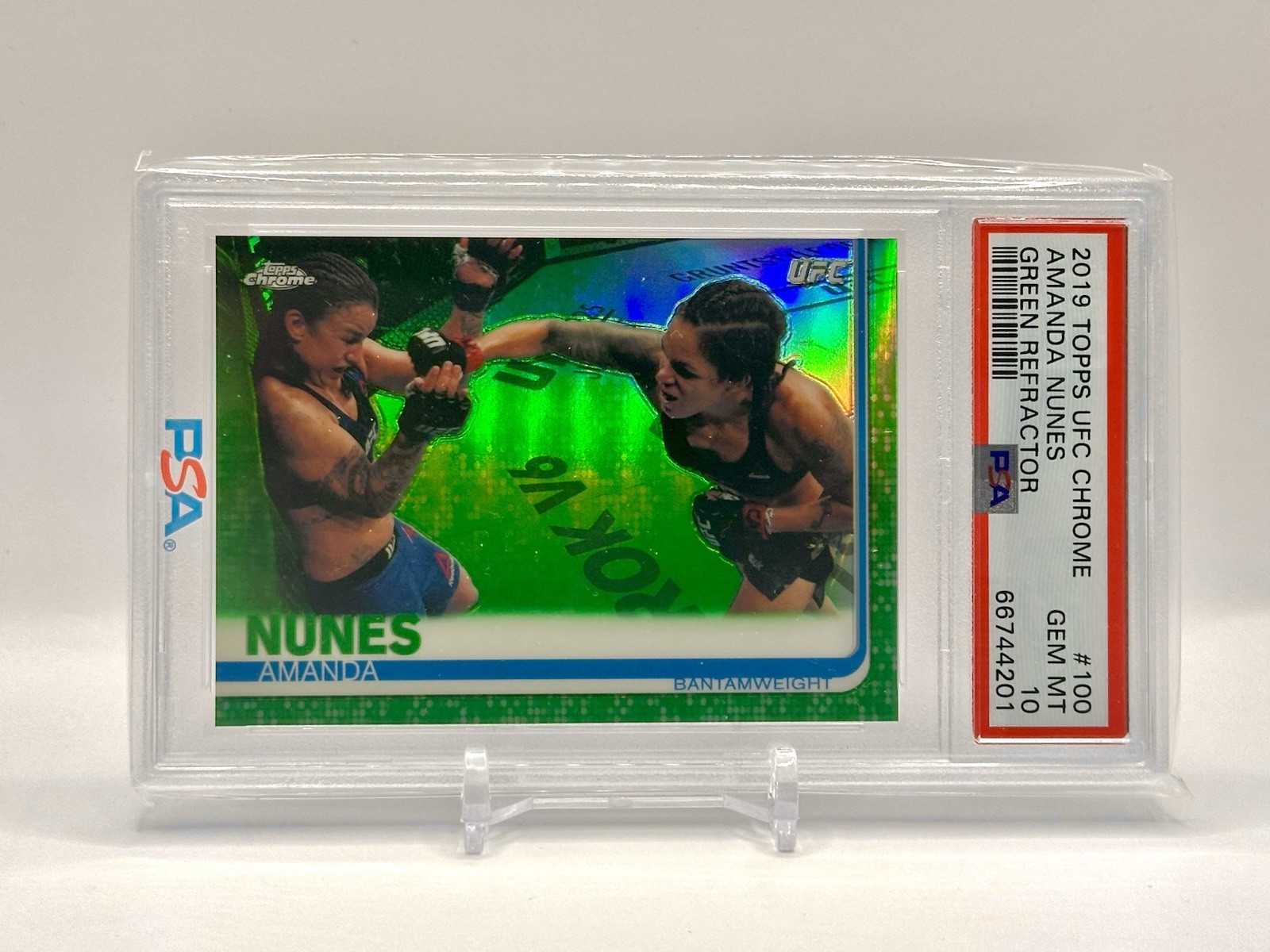 2019 Topps Chrome UFC Amanda Nunes #100 Green Refractor 04/99 PSA 10
