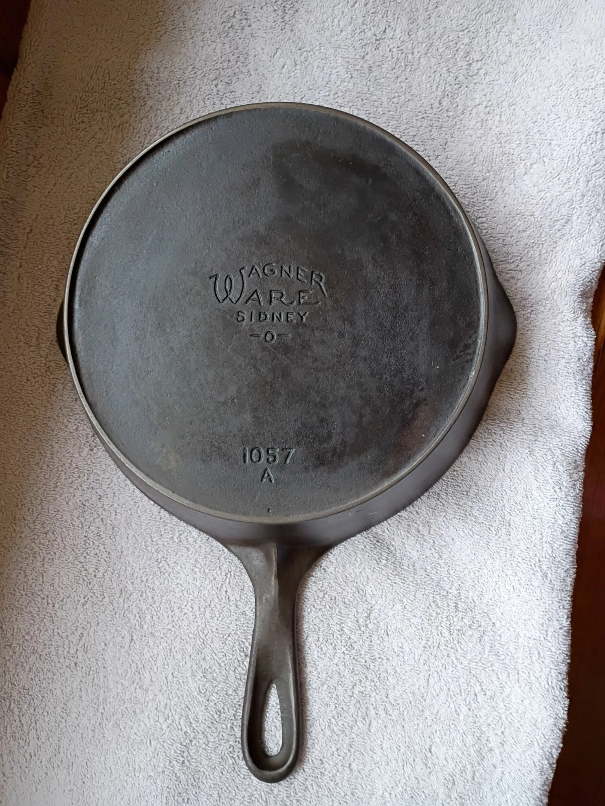 Vintage Wagner Ware Cast Iron Skillet Sidney O Pattern 1057A
Opens in a new window or tab