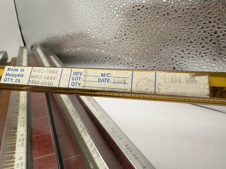 HP LED Displays 1990-0540 (QTY=25) New Old Stock (NOS) - VINTAGE - Image 3 of 4