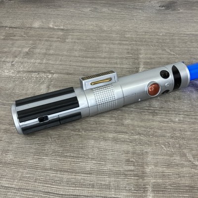 2004 Star Wars Hasbro Anakin Skywalker Blue Retractable Lightsaber