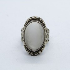 Vintage Sterling Silver 925 Oval Mother of Pearl Ring Size 6.25 K7978