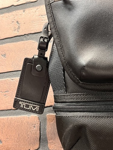 Tumi TRAVIS Black Crossbody Messenger Tablet Bag Alpha Bravo New w Tags - Picture 3 of 8