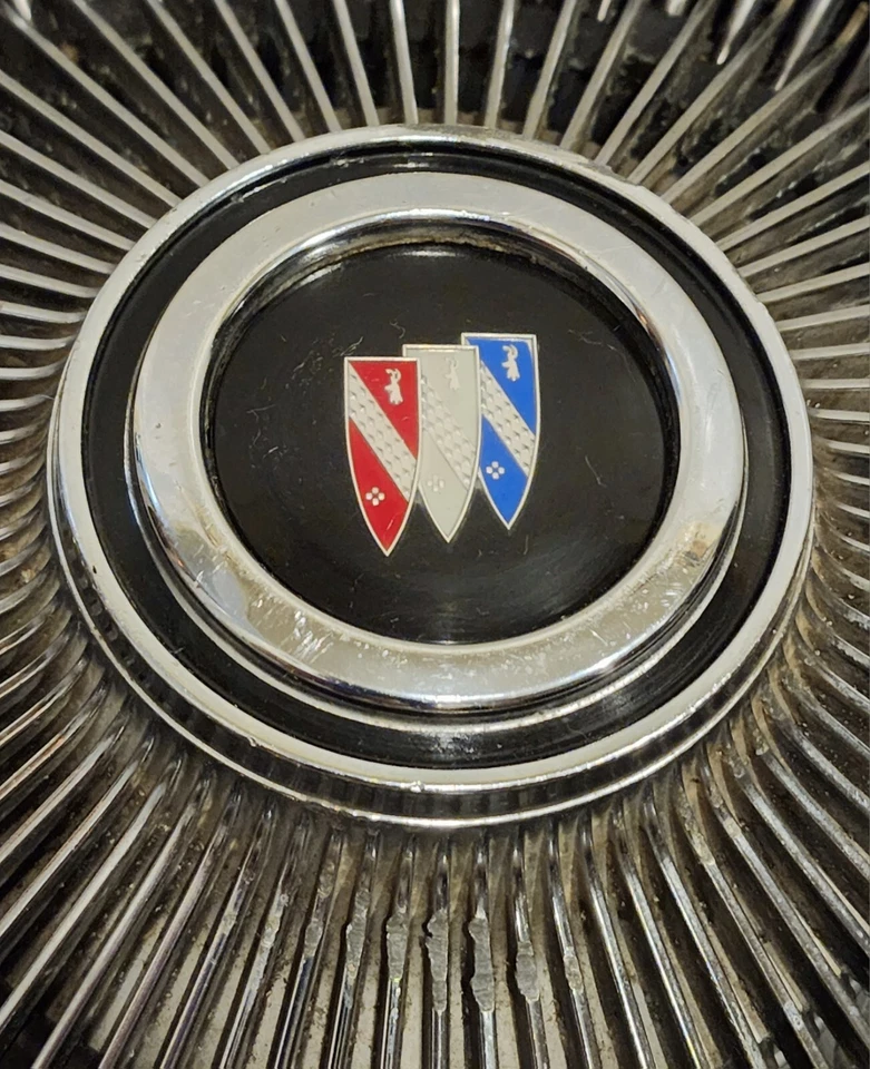 1x RARE Vintage OEM 1972 Buick Sportwagon Skylark 14" Turbine Hubcap Wheel Cover - Image 3 of 4