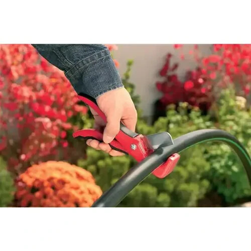 Orbit 26120 Poly Pipe Cutter 1-1/4'' w/Ergonomic Handle, Red/Black - Picture 3 of 4