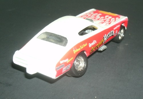 1/64 Scale 1972 Dodge Charger Chi-Town Hustler Funny Car (3") Johnny Lightning - Picture 5 of 9