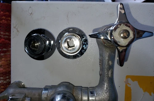 ProFlo PF1119 Wall Mounted Laundry Faucet - Picture 13 of 15