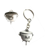 Cauldron Witch Keyring And Pin Badge Boxed Gift Set Handcrafted In Solid Pewter 