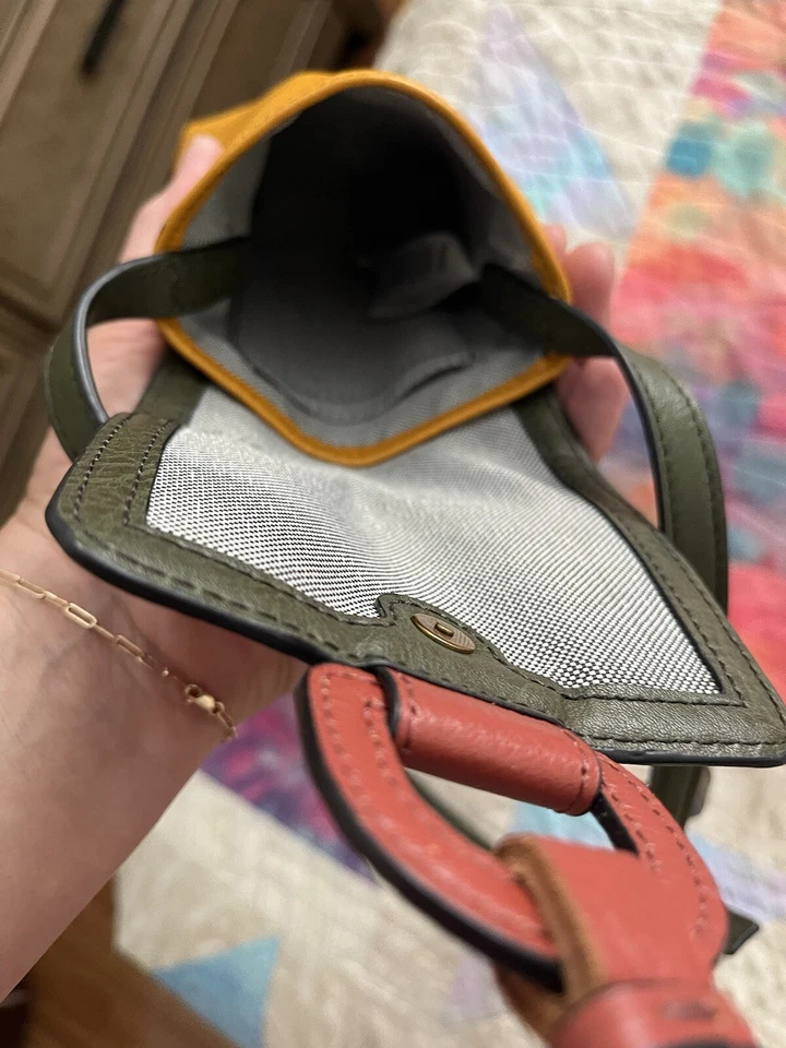 Bandolera para teléfono Fossil Bobbie de cuero amarillo multicolor SLG1382508 NUEVA CON ETIQUETAS $88 Foto 2 de 4