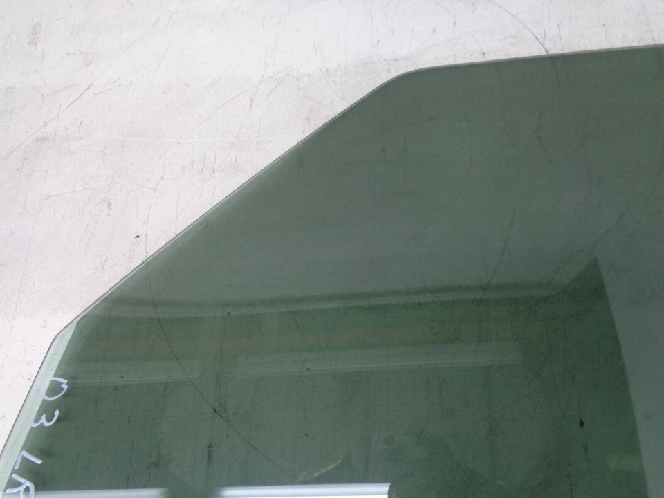 Land Rover Range Rover 2003-2005 puerta delantera izquierda vidrio tintado OEM AK2205147 Foto 4 de 4