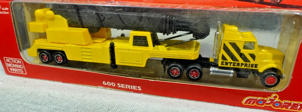 Majorette Super Movers 600 Series Crane Trailer HO Scale - Image 3 of 3