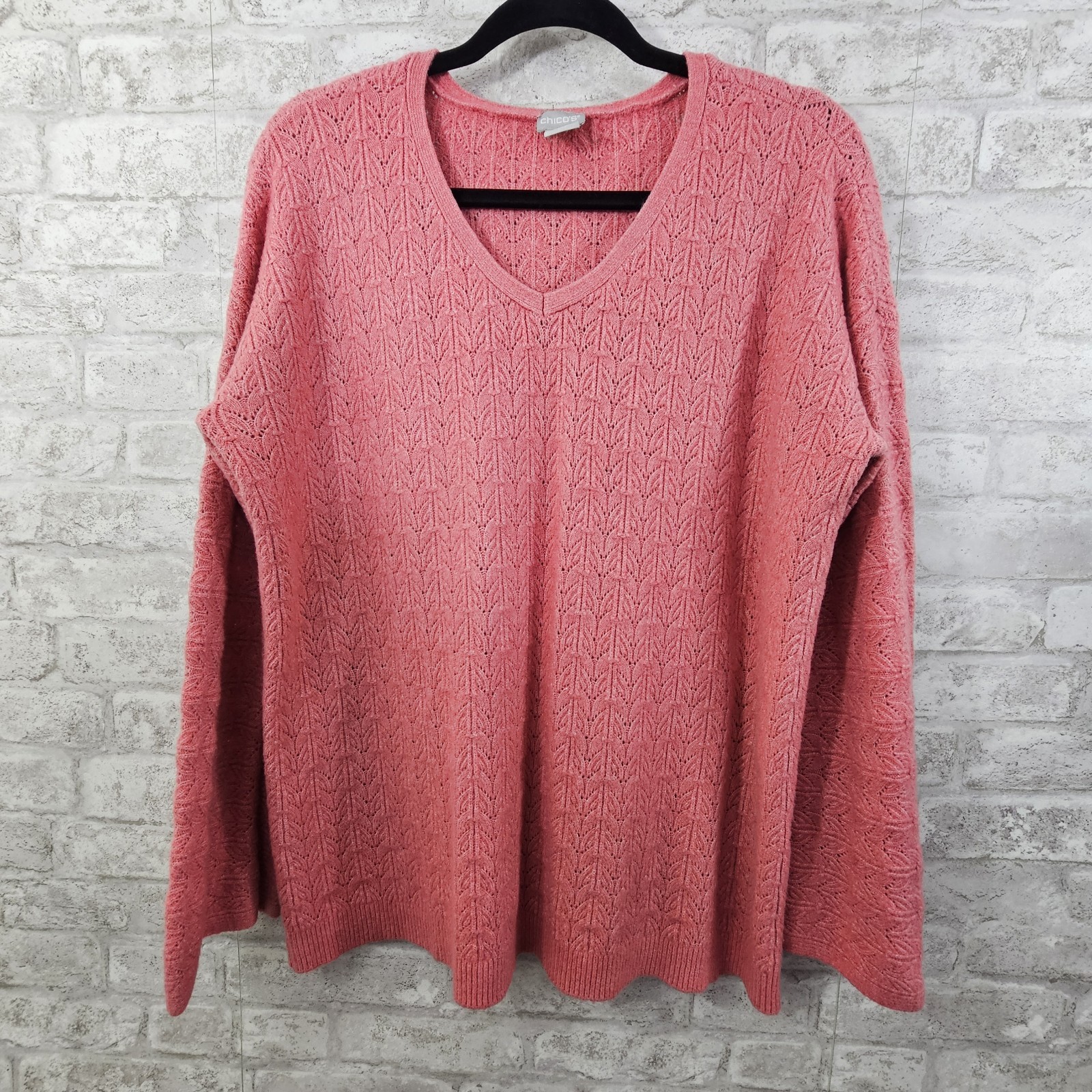 Chico's Size 2 V-Neck Sweater Women's Pink