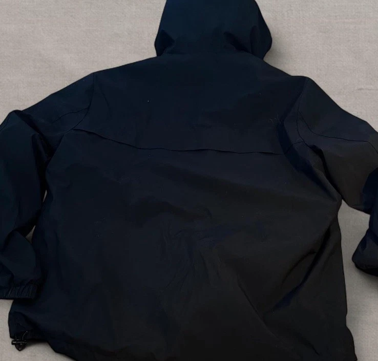 Chaqueta resistente al agua Calvin Klein Foto 4 de 4