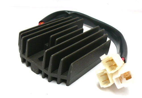 Régulateur de tension pour VT 1100 C2 Shadow ACE 1995-1999 en aluminium noir standard