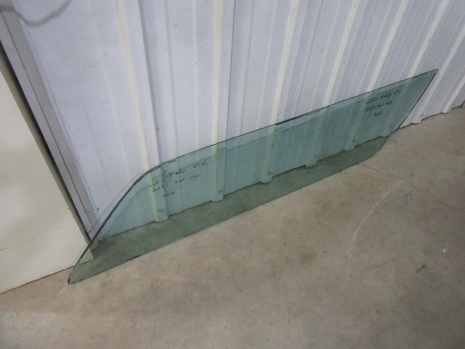 1969 1970 Chevrolet Impala Kingswood wagon rear side glass factory tinted - Image 2 of 2