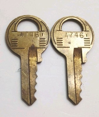 A Pair of Master PadLock Keys # A746 Factory Made Key Set Pre-owned Incl. S & H