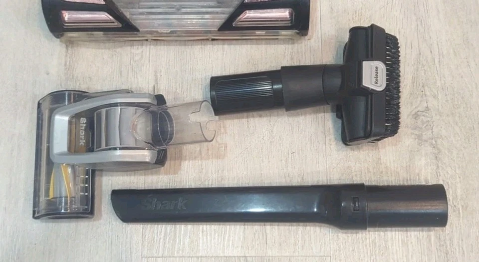 Shark HZ500UKT Corded Stick Vacuum Cleaner Rose Gold Carpet Clean + Attachments - Image 3 of 4