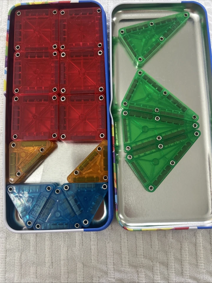 MAGNA-TILES microMAGS Travel Set  26-Piece Magnetic Construction Set - Image 4 of 4