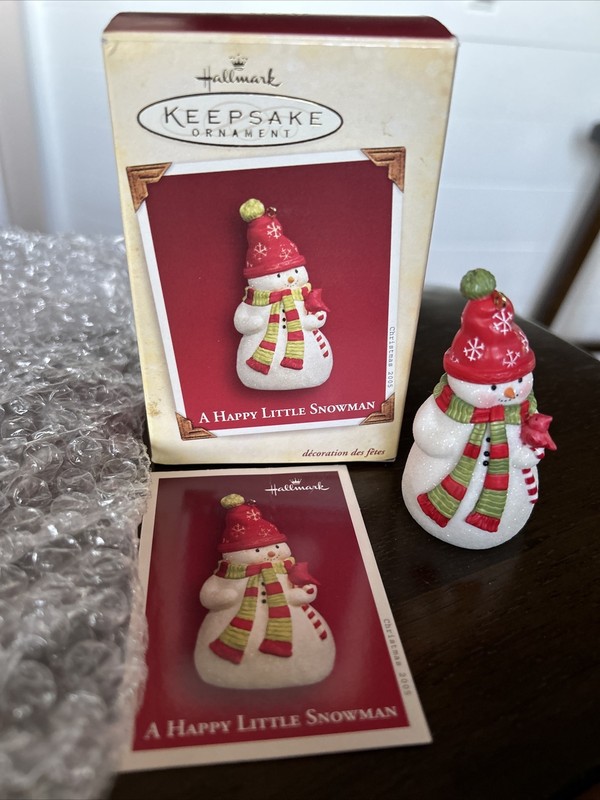2005 Hallmark Keepsake Christmas Ornament A Happy Little Snowman Hat Scarf