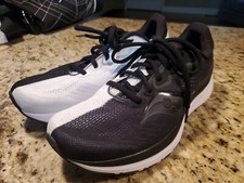 Womens Saucony Ride 14 Black/white Sz 10.5