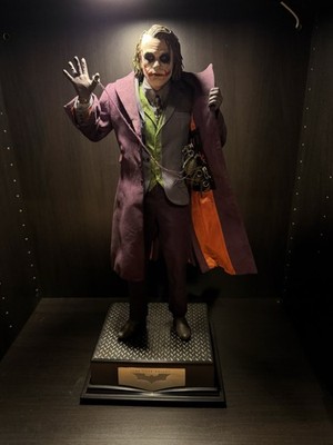 Queen Studios Collectibles Dark Knight Trilogy Joker 1/4 Scale Statue Limited