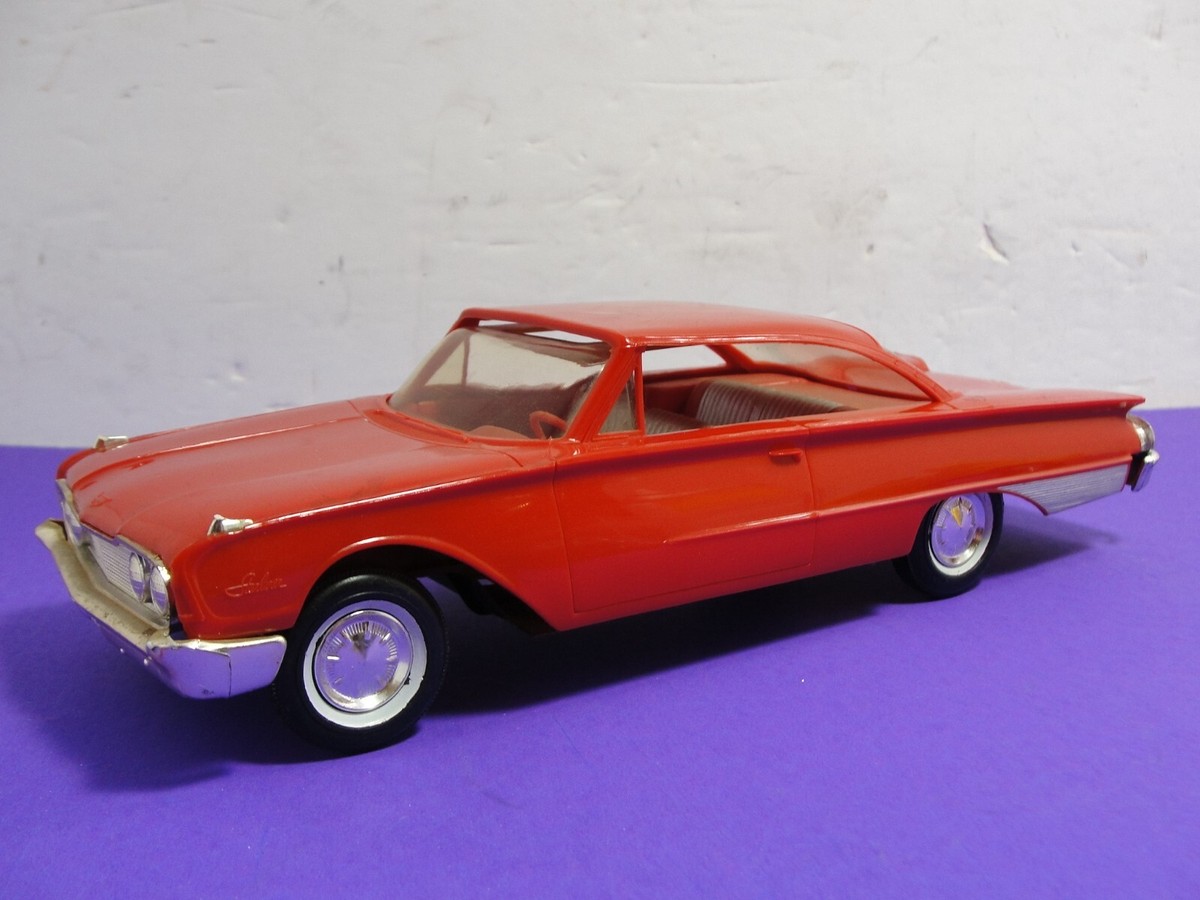 1960 Ford Starliner 2dr ht Plastic Promo Car STRAIGHT, Solid Red