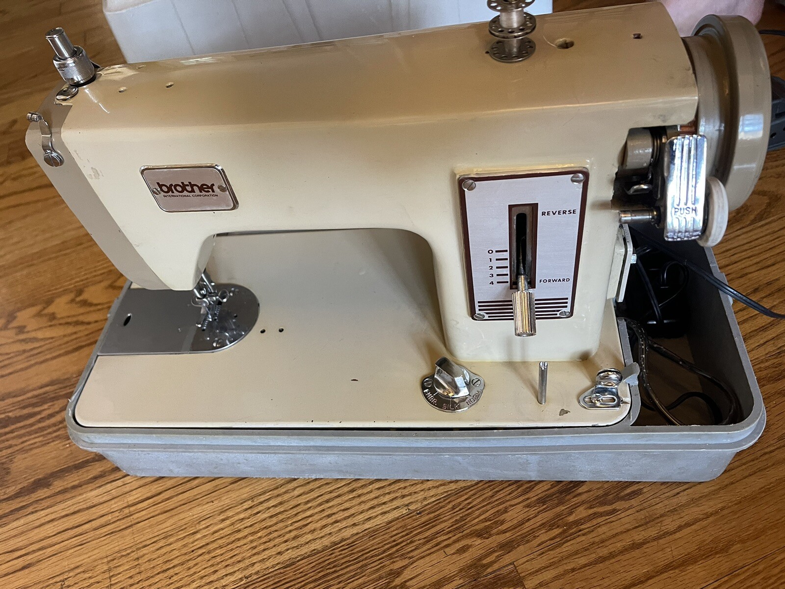 Brother Monarch Sewing Machine. Leather Canvas. Totally Refurbished