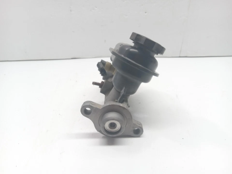 1995-2000 CADILLAC DEVILLE BRAKE MASTER CYLINDER FABRICANTE DE EQUIPAMENTO ORIGINAL, 541-00971 - Imagem 3 de 4