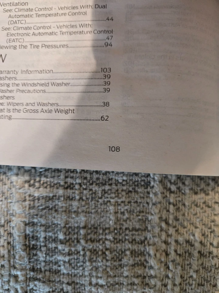 2024 Ford Mustang Owners Manual - Complete Set Supplemental Guide Factory OEM - Image 3 of 4