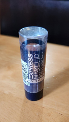 Maybelline Express 3 in 1 Foundation SPF 15 -#15 Cocoa.  Sealed.