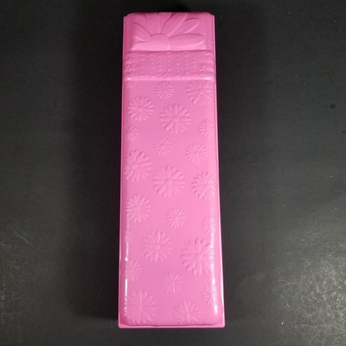 2021 Mattel Barbie Dream House Replacement Part PINK BED DAISY FLOWER - Picture 4 of 5