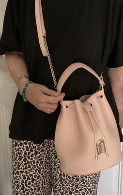 Sac Rose FURLA - Photo 1/4