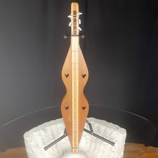 Berg Musical Instruments 5-String Dulcimer M1039 Solid Woods