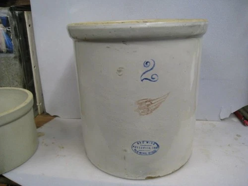 Antique Vintage 2 Gallon Red Wing Potteries Stoneware Crock