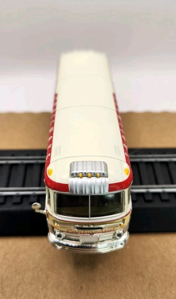 Mini autobús CMW Classic Metal Works Ho GMC Continental Trailways Denver Colo metales Foto 4 de 4