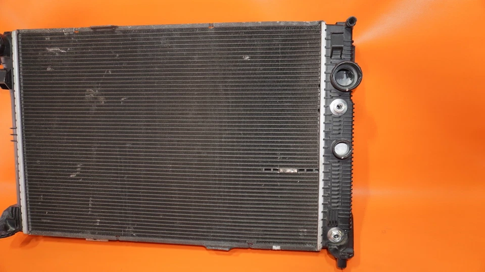 MERCEDES BENZ E350 RADIADOR REFRIGERACIÓN CONDENSADOR AIRE ACONDICIONADO 2010 2011 2012 2013 2014 2015 Foto 2 de 4